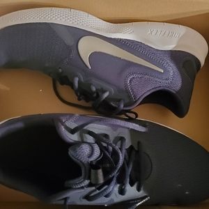 Nike Flex Experience RN 9